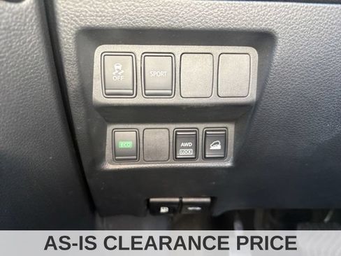 Used 2015 Nissan Rogue S AWD/4WD image 34