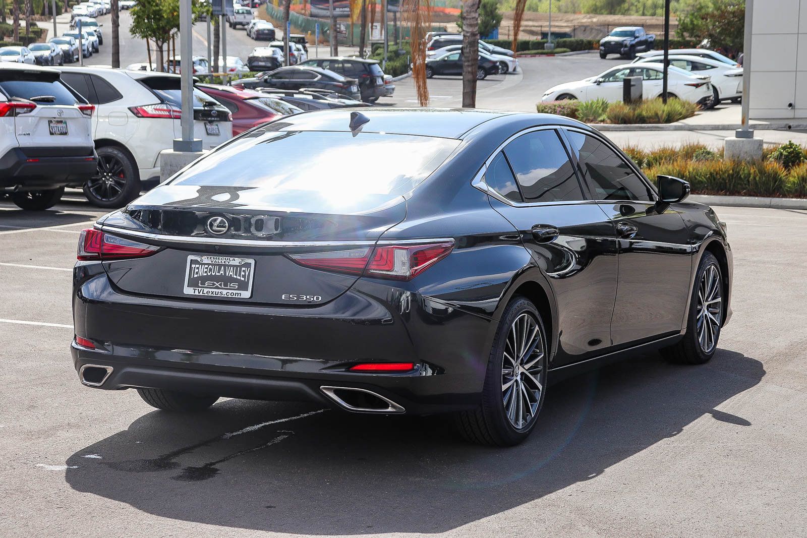 Certified 2024 Lexus ES 350 w/ Premium Package FWD image 7