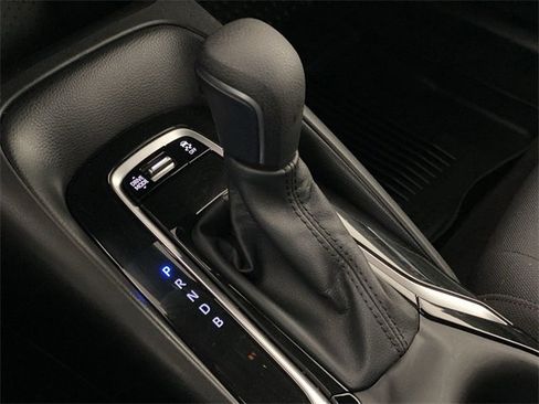 Used 2025 Toyota Corolla SE image 21
