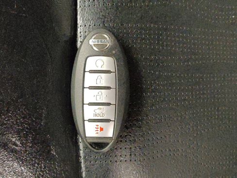 Used 2020 Nissan Altima 2.5 Platinum image 32