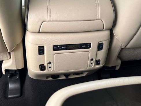 Used 2018 INFINITI QX80 2WD w/ Deluxe Technology Package image 29