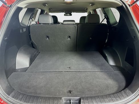 Used 2019 Hyundai Santa Fe SE FWD image 26