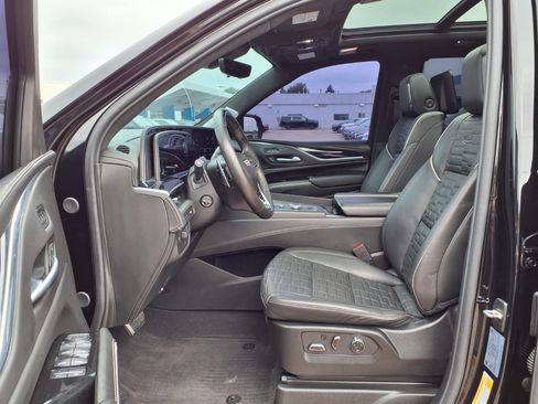 Certified 2024 Cadillac Escalade V AWD/4WD image 16
