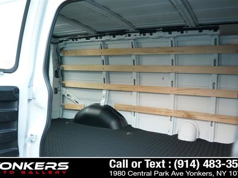 Used 2024 Chevrolet Express 2500 w/ Driver Convenience Package image 20