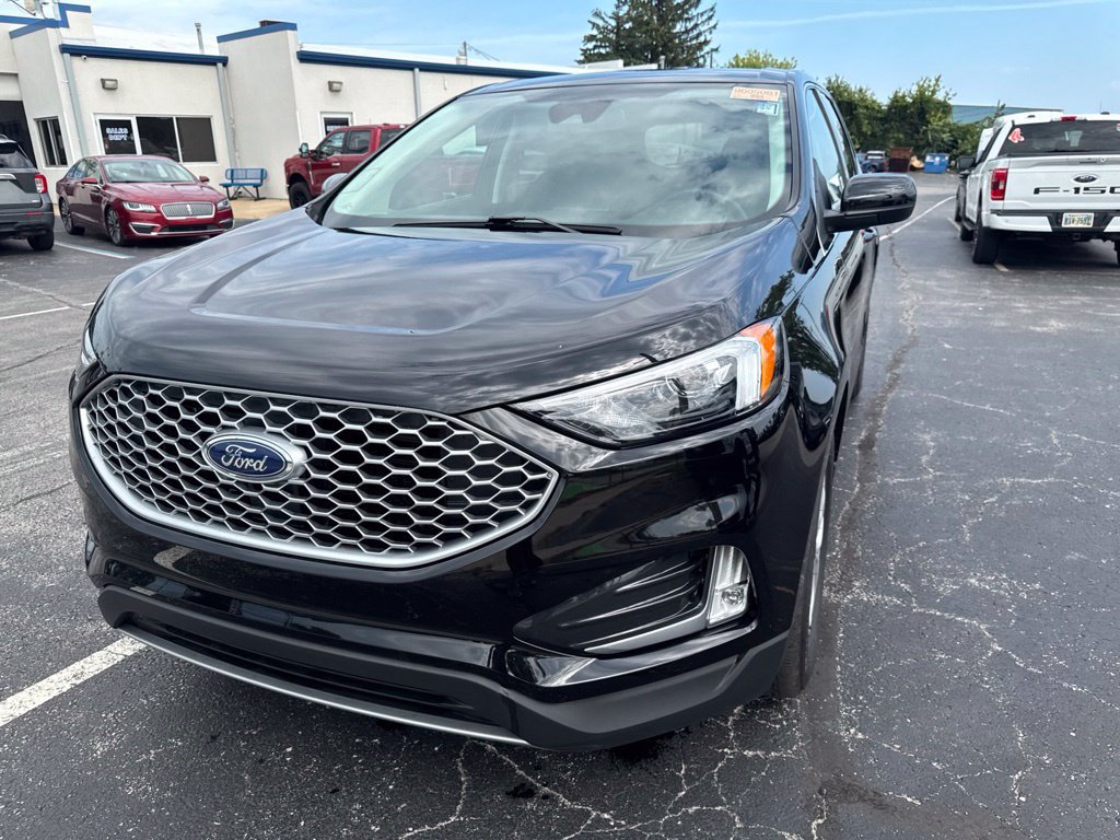 Certified 2024 Ford Edge SEL w/ Convenience Package AWD/4WD image 47