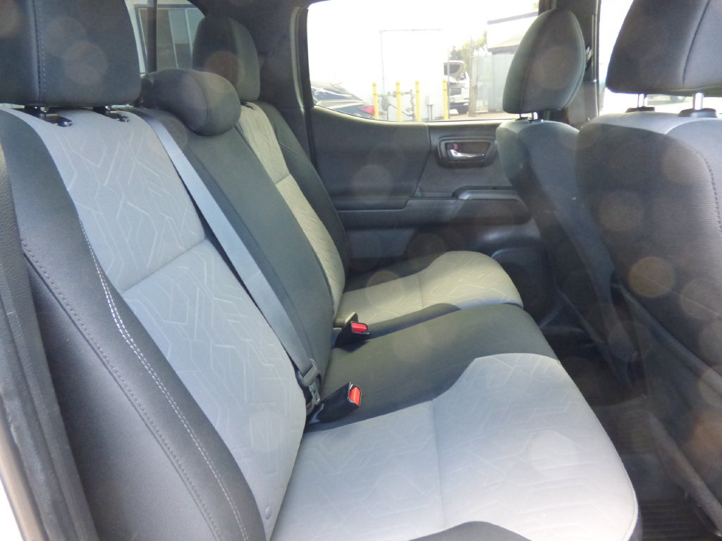 Used 2023 Toyota Tacoma TRD Off-Road AWD/4WD image 16