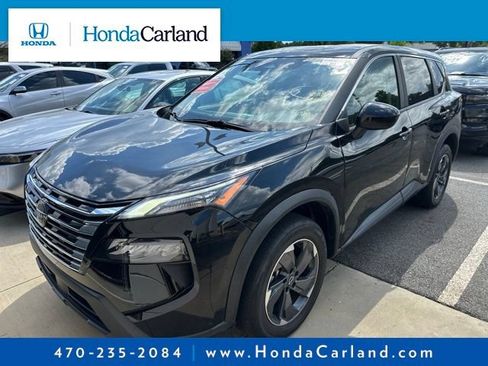Used 2025 Nissan Rogue SV FWD image 1
