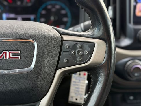 Used 2017 GMC Canyon Denali image 10