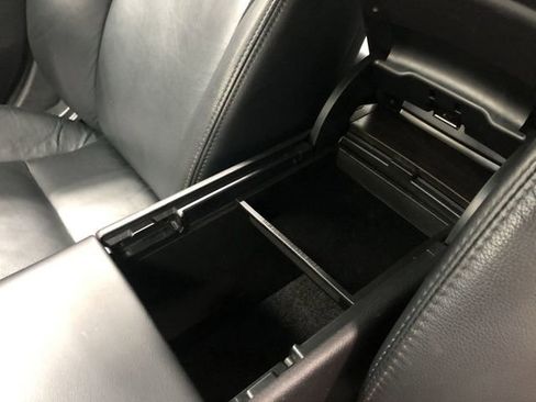 Used 2016 Toyota Avalon XLE Premium image 28