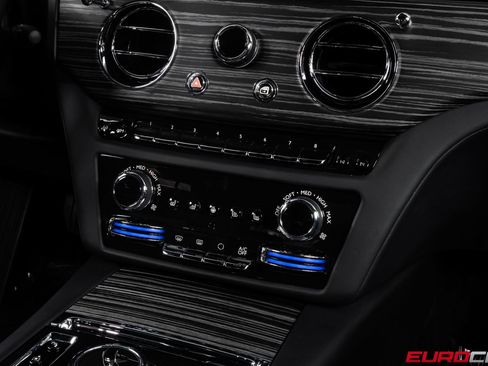 Used 2021 Rolls-Royce Ghost AWD/4WD image 30