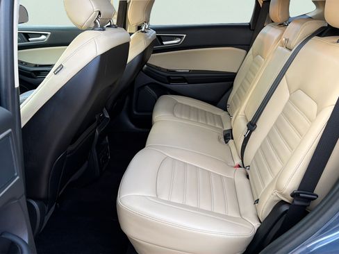 Used 2019 Ford Edge SEL w/ Equipment Group 201A FWD image 23