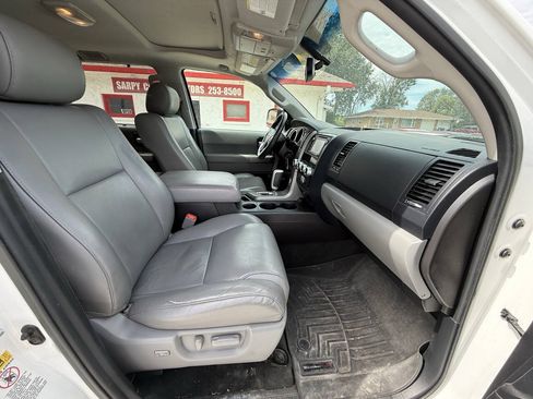 Used 2016 Toyota Sequoia Limited AWD/4WD image 14