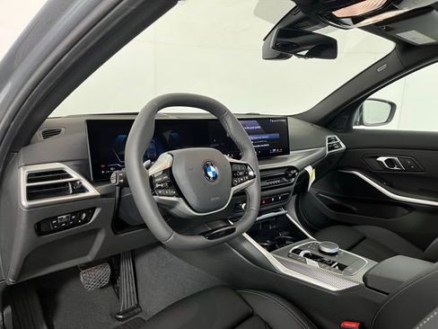 Used 2025 BMW 330i xDrive Sedan w/ Premium Package image 9