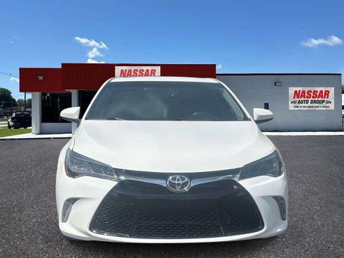 Used 2017 Toyota Camry XSE image 2