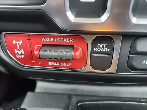 New 2026 Jeep Wrangler Sport AWD/4WD image 32