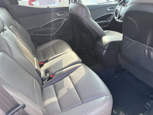 Used 2018 Hyundai Santa Fe Sport AWD/4WD image 16