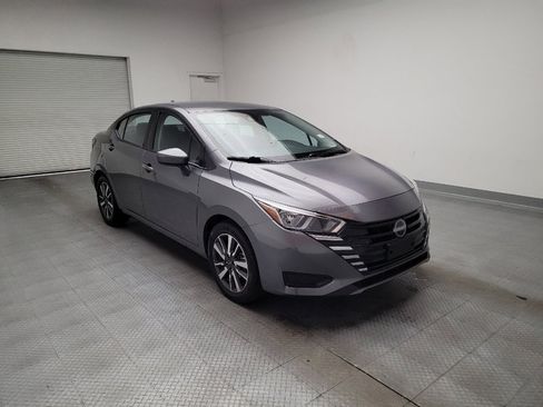 Used 2024 Nissan Versa SV FWD image 13