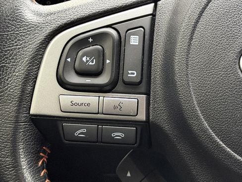 Used 2017 Subaru Crosstrek 2.0i Premium image 12