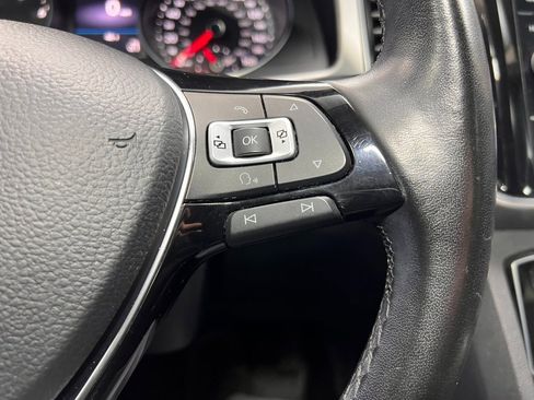 Used 2018 Volkswagen Atlas SEL image 19