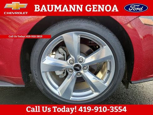 Used 2018 Ford Mustang Coupe w/ Equipment Group 101A RWD image 29