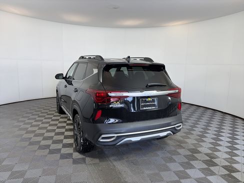 Certified 2023 Kia Seltos Nightfall Edition image 8