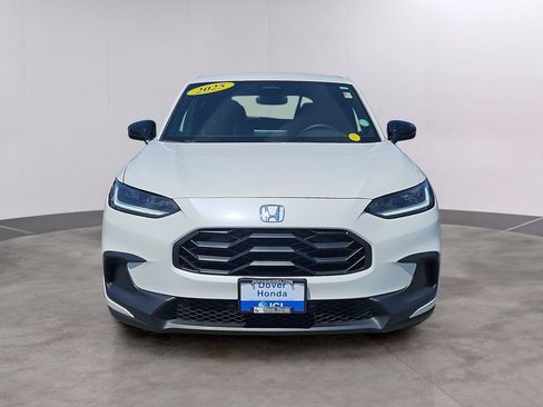 Certified 2025 Honda HR-V Sport image 2