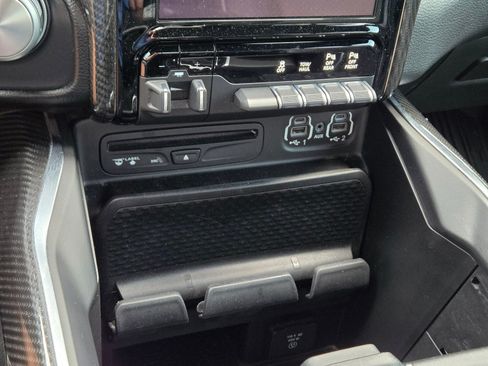 Used 2019 RAM 1500 Laramie w/ Sport Appearance Package AWD/4WD image 27