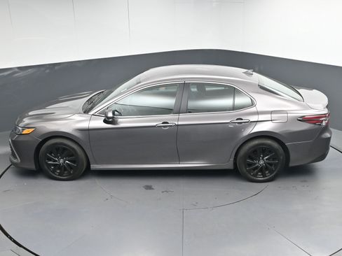 Used 2024 Toyota Camry LE image 38