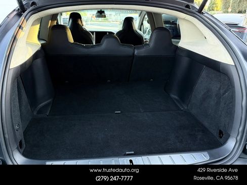 Used 2018 Tesla Model X 75D AWD/4WD image 27
