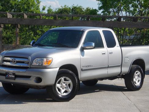 Used 2005 Toyota Tundra SR5 AWD/4WD image 3