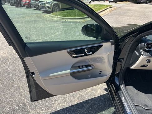 Certified 2022 Mercedes-Benz C 300 4MATIC Sedan image 13