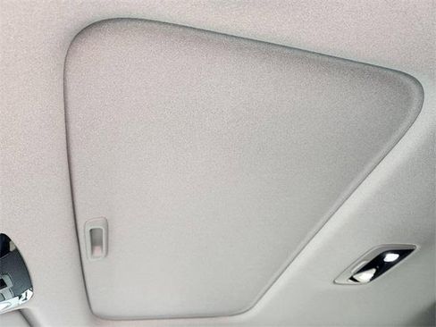 Used 2023 Kia Niro Wave image 16