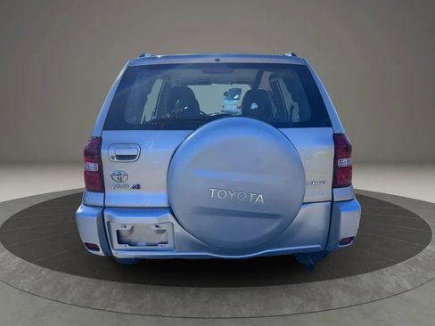Used 2004 Toyota RAV4 4WD image 6