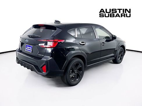 Used 2024 Subaru Crosstrek 2.0i image 7