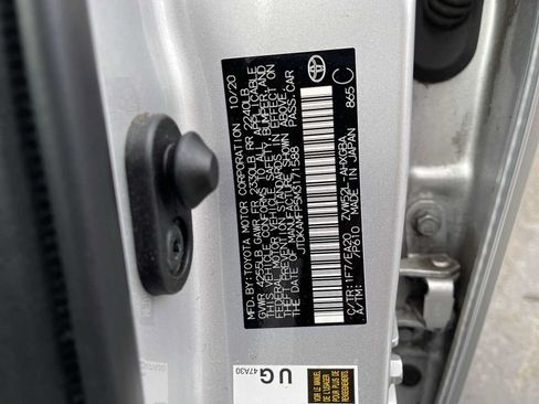 Used 2021 Toyota Prius Prime XLE FWD image 27