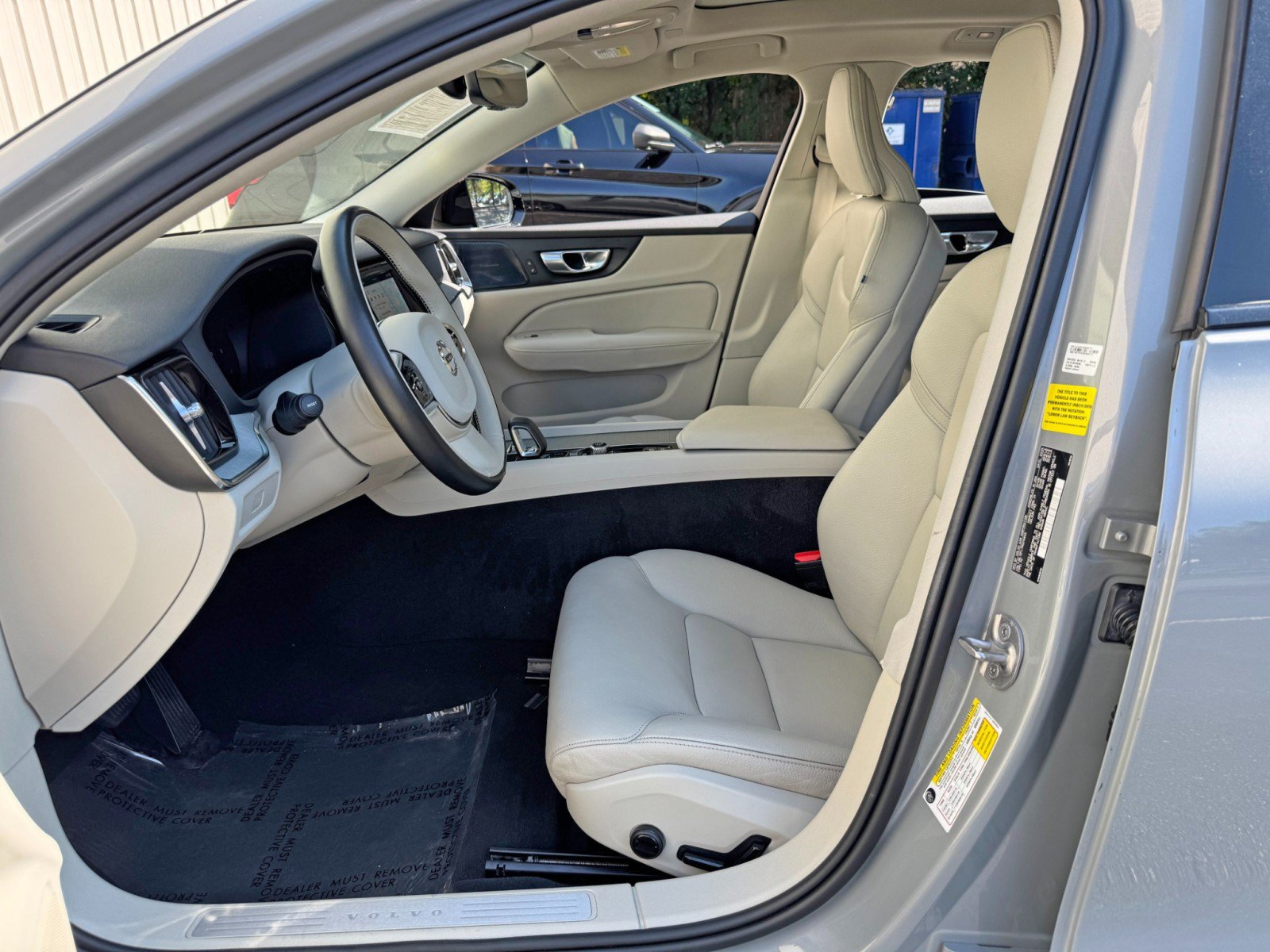 Used 2024 Volvo S60 B5 Plus w/ Climate Package FWD image 17
