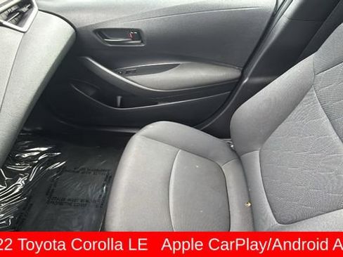 Used 2022 Toyota Corolla LE image 12