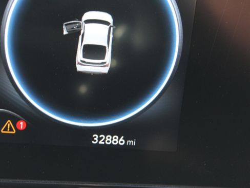 Used 2023 Hyundai Elantra N image 18