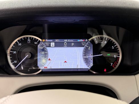 Used 2022 Land Rover Range Rover Velar R-Dynamic S image 18