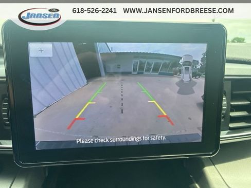 Used 2022 Ford Explorer XLT w/ Equipment Group 202A AWD/4WD image 26