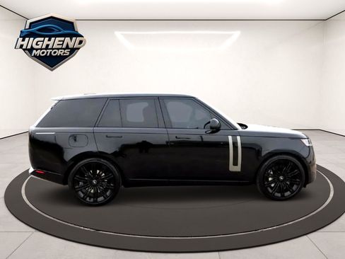 Used 2023 Land Rover Range Rover SE image 7
