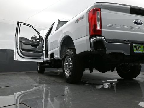 New 2026 Ford F250 XL AWD/4WD image 30
