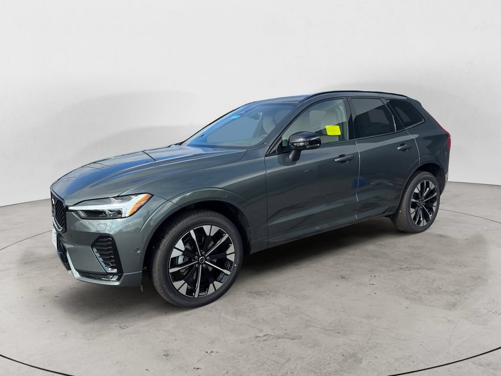 New 2027 Volvo XC60 B5 Plus AWD/4WD image 2