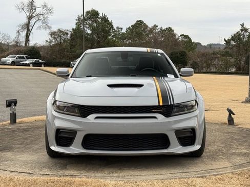 Used 2022 Dodge Charger Scat Pack image 2