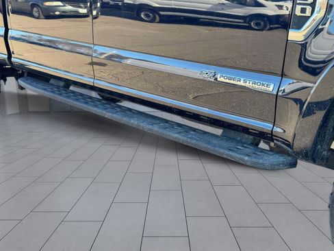 Used 2022 Ford F250 Lariat w/ Tremor Off-Road Package image 9