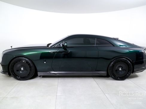 Used 2024 Rolls-Royce Spectre w/ Spectre Launch Package image 3