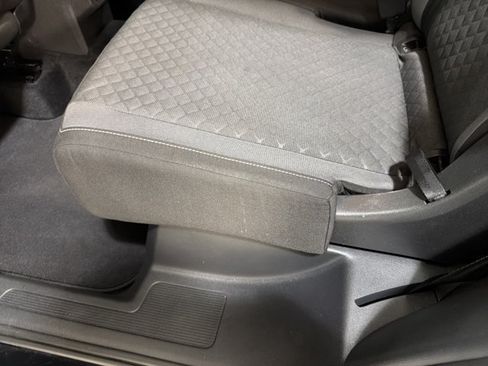 Used 2021 Volkswagen Tiguan S FWD image 22