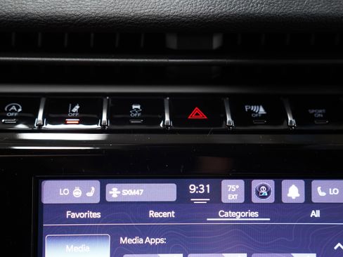 New 2026 Jeep Grand Cherokee Laredo X AWD/4WD image 26