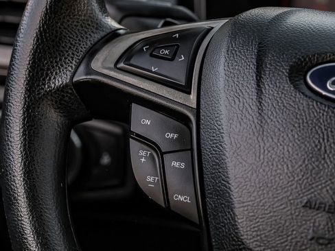 Used 2018 Ford Fusion SE w/ Fusion SE Technology Package image 15