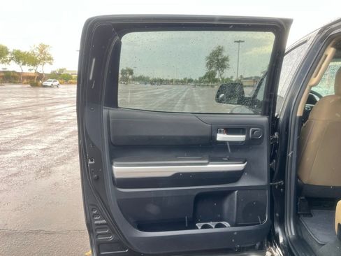 Used 2014 Toyota Tundra SR5 image 24